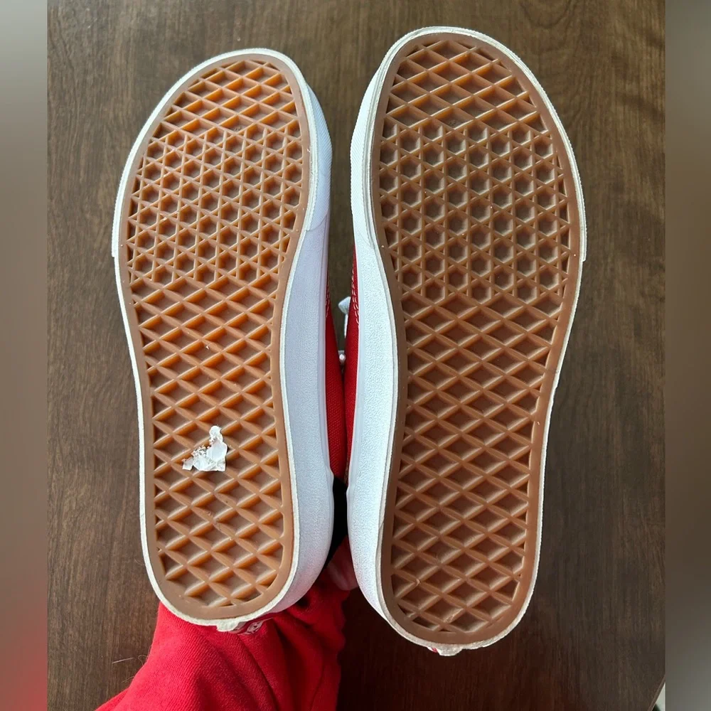 Brand New Vans! - Picture 4 of 5